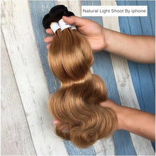Load image into Gallery viewer, Luxury 100g Peruvian Human Hair Extensions #1b/27 Honey Blonde Ombre Body Wave
